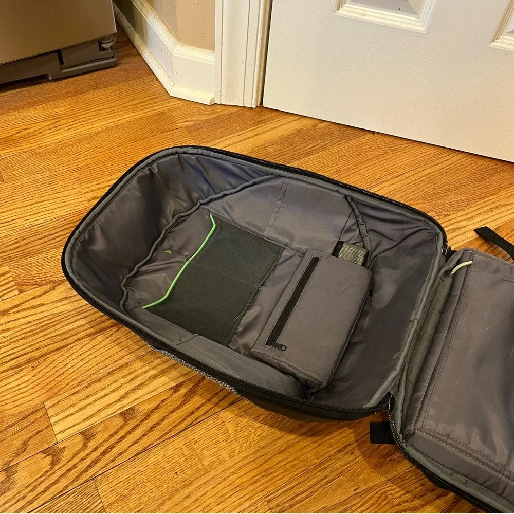 Korin Click Pack Pro Anti-theft TSA USB Charge Backpack Gray